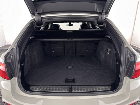BMW 5 Serie Touring 530i High Executive M-Sportpack (INCL.BTW) Aut. *PANO | HEAD-UP | LEATHER | TOPVIEW | HARMAN/KARDON | FULL-LED | ADAPTIVE-CRUISE | BLINDSPOT | HEATED-COMFORTSEATS | KEYLESS | DAB | DIGI-COCKPIT | PRIVACY-GLASS | SHIFTPADDLE