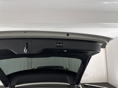 BMW 5 Serie Touring 530i High Executive M-Sportpack (INCL.BTW) Aut. *PANO | HEAD-UP | LEATHER | TOPVIEW | HARMAN/KARDON | FULL-LED | ADAPTIVE-CRUISE | BLINDSPOT | HEATED-COMFORTSEATS | KEYLESS | DAB | DIGI-COCKPIT | PRIVACY-GLASS | SHIFTPADDLE