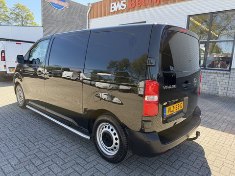 Opel Vivaro 1.5 CDTI L2H1 Selection / euro 6 / bpm vrij / vaste prijs rijklaar € 17.950 ex btw / lease vanaf € 302 / dubbele schuifdeur / zwart metallic / trekhaak / airco / cruise