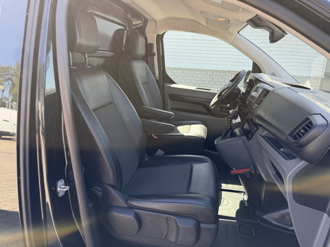 Opel Vivaro 1.5 CDTI L2H1 Selection / euro 6 / bpm vrij / vaste prijs rijklaar € 17.950 ex btw / lease vanaf € 302 / dubbele schuifdeur / zwart metallic / trekhaak / airco / cruise