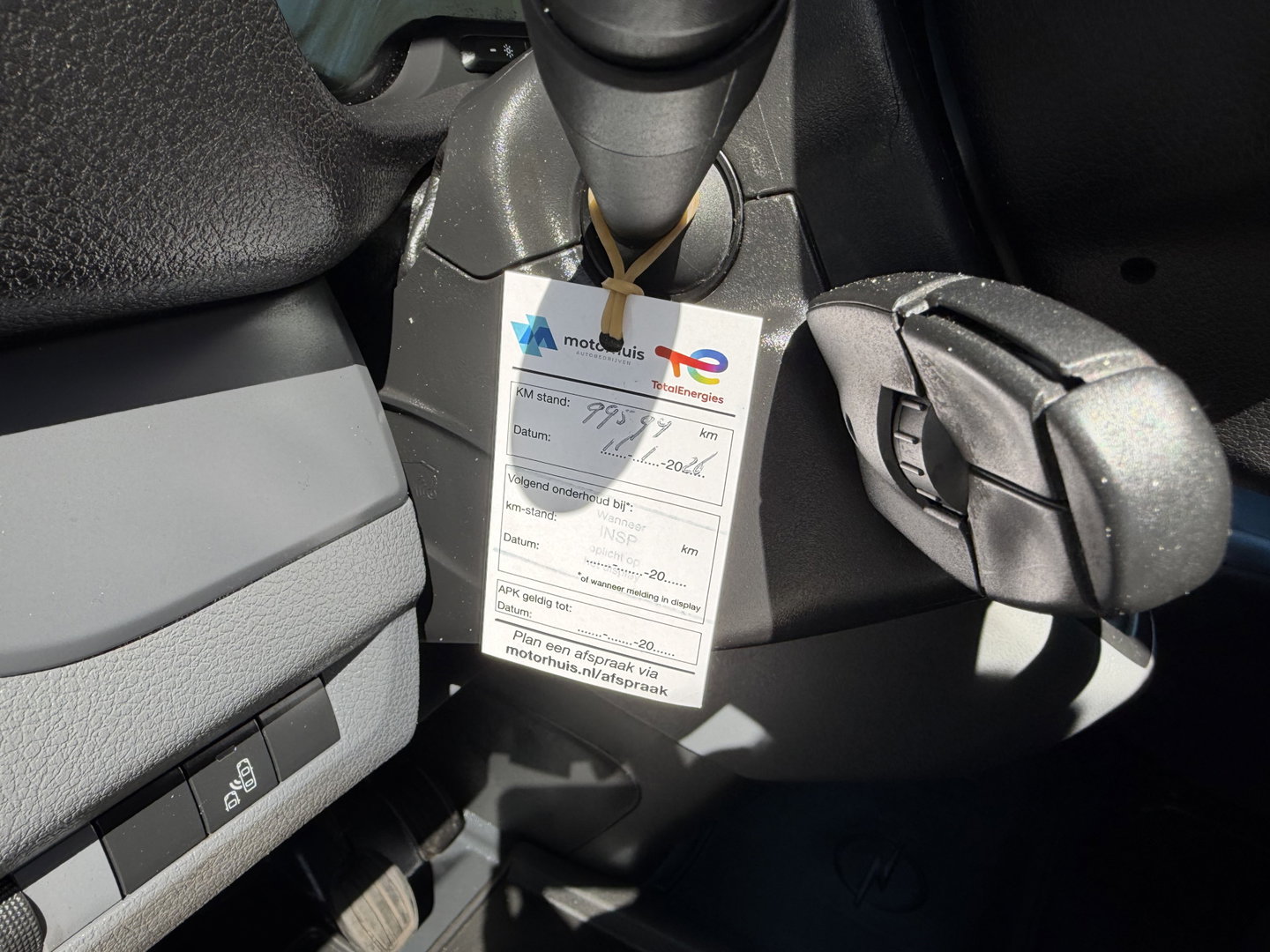 Opel Vivaro 1.5 CDTI L2H1 Selection / euro 6 / bpm vrij / vaste prijs rijklaar € 17.950 ex btw / lease vanaf € 302 / dubbele schuifdeur / zwart metallic / trekhaak / airco / cruise