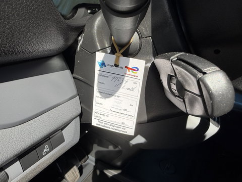 Opel Vivaro 1.5 CDTI L2H1 Selection / euro 6 / bpm vrij / vaste prijs rijklaar € 17.950 ex btw / lease vanaf € 302 / dubbele schuifdeur / zwart metallic / trekhaak / airco / cruise