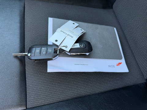 Opel Vivaro 1.5 CDTI L2H1 Selection / euro 6 / bpm vrij / vaste prijs rijklaar € 17.950 ex btw / lease vanaf € 302 / dubbele schuifdeur / zwart metallic / trekhaak / airco / cruise