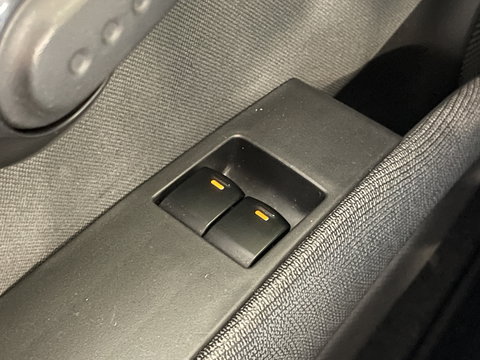 Nissan Micra 1.2 Visia | Automaat | Airconditioning | Trekhaak | Bluetooth | AUX | Elektrische Ramen |