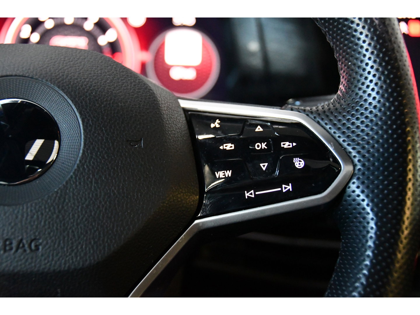 Volkswagen Golf 2.0 TSI GTI