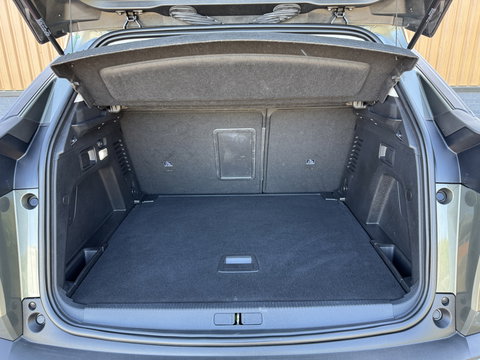 Peugeot 3008 1.2 PureTech Active | Riem Vervangen! | Dealer Onderhouden | Origineel Nederlands | Trekhaak | Apple Carplay | Android Auto | Navigatie | Lane Assist | LED |