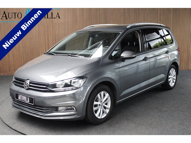 Volkswagen Touran - 1.2 TSI Leer Navi Panorama Massage Camera Elektr. bedienbare trekhaak Climate PDC Stoelverwarming LM velgen