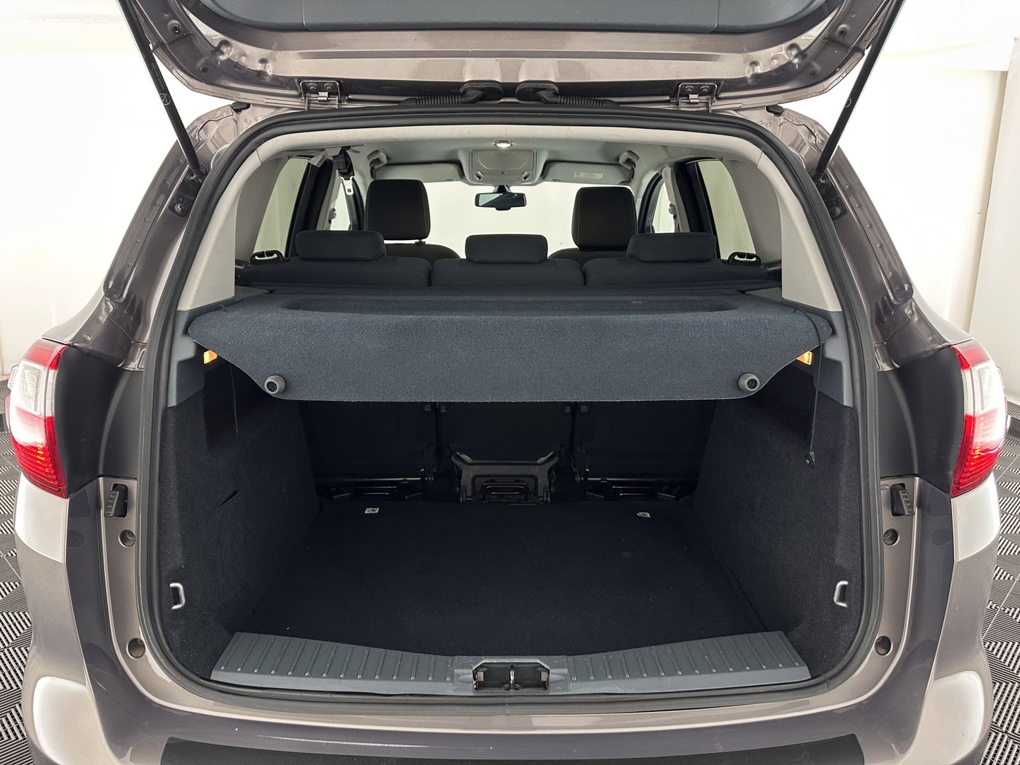 Ford C-MAX 2.0 TDCi Titanium *NAVI-FULLMAP | COMFORT-SEATS | ECC | KEYLESS | PDC | CRUISE | PRIVACY-GLASS | TOWBAR | 17''ALU*