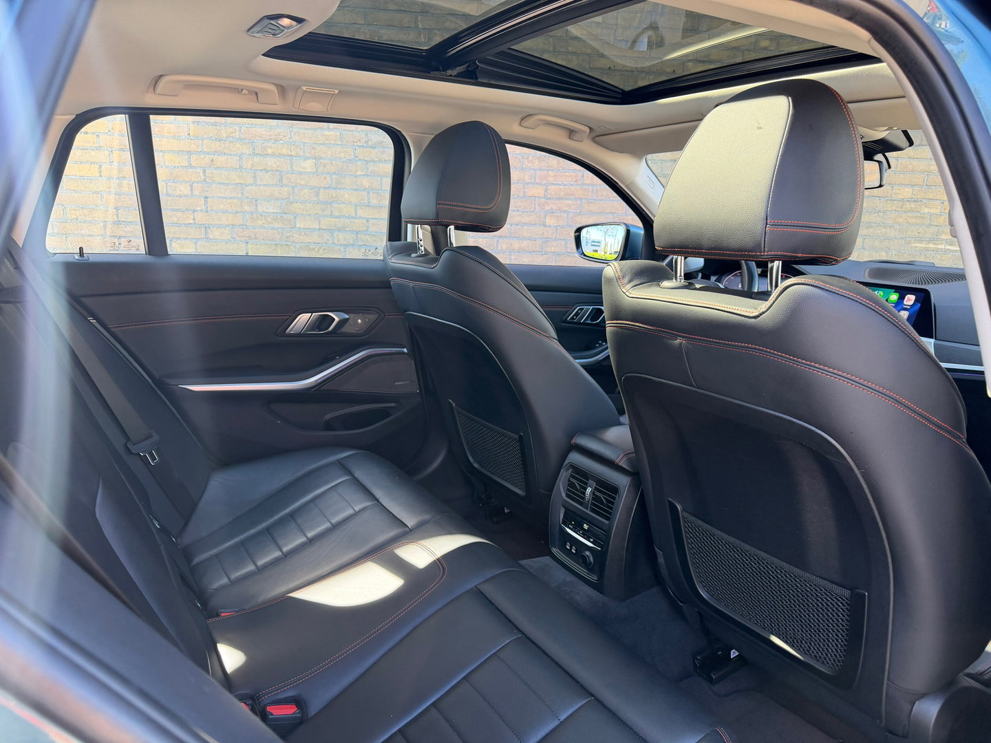 BMW 3 Serie Touring 330i High Exe Pano|Leder|Harman&Kardon|Memory|Carplay|Keyless|Camera