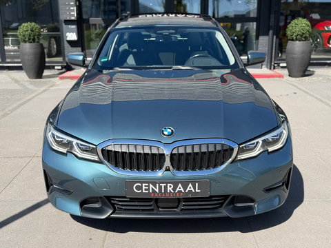 BMW 3 Serie Touring 330i High Exe Pano|Leder|Harman&Kardon|Memory|Carplay|Keyless|Camera