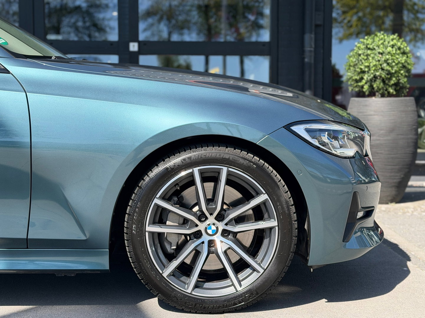BMW 3 Serie Touring 330i High Exe Pano|Leder|Harman&Kardon|Memory|Carplay|Keyless|Camera