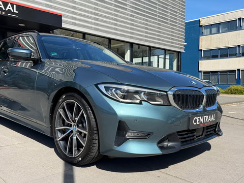 BMW 3 Serie Touring 330i High Exe Pano|Leder|Harman&Kardon|Memory|Carplay|Keyless|Camera