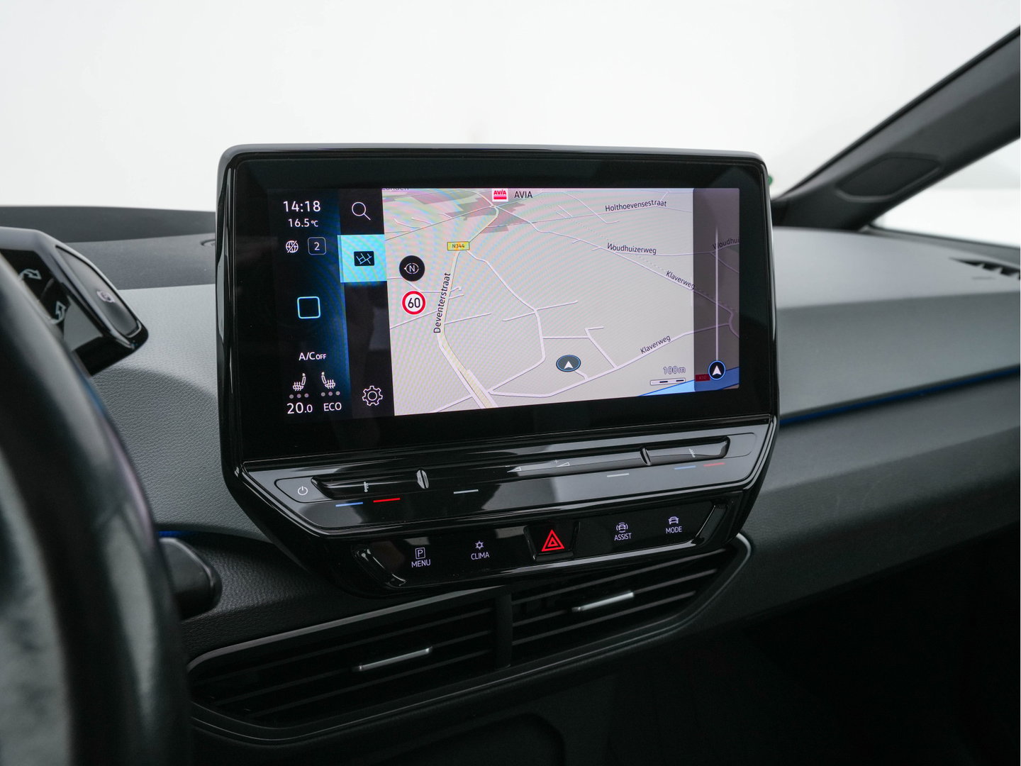 Volkswagen ID.3 Pro 58 kWh [ 3-Fase ] (INCL.BTW) *PANO | HEAD-UP | ADAPTIVE-CRUISE | BLINDSPOT | FULL-LED | HEATED-COMFORTSEATS | CAMERA | DIGI-COCKPIT | AMBIENT-LIGHT | DAB | PRIVACY-GLASS | CARPLAY | NAVI-FULLMAP | ECC | PDC*