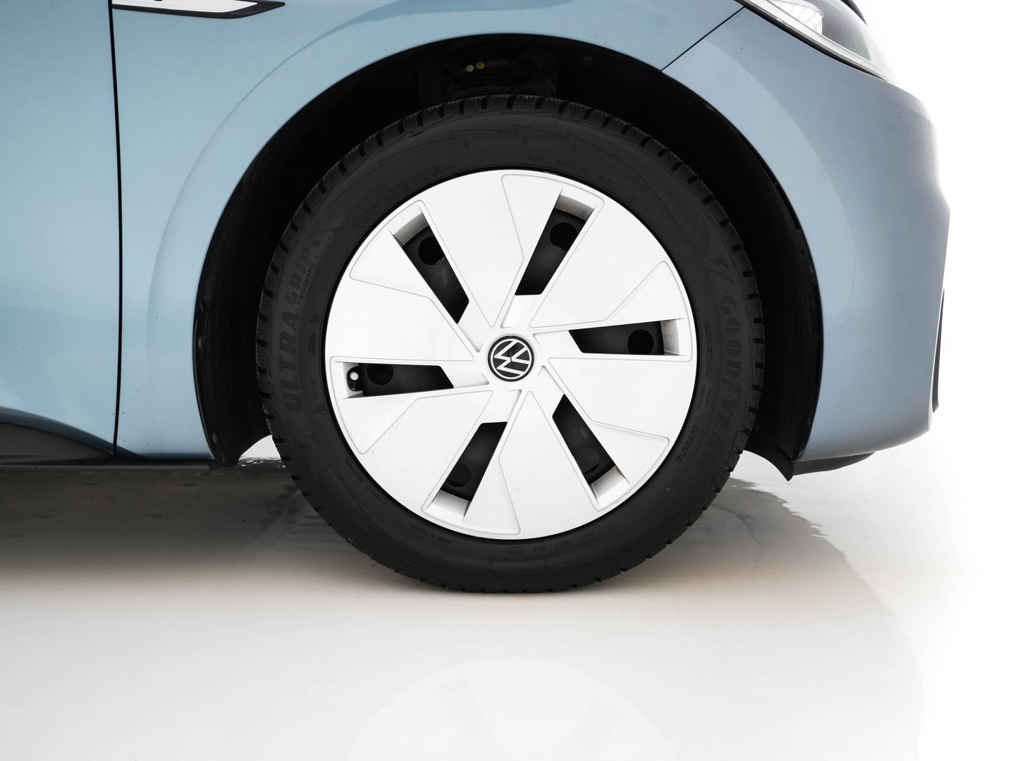 Volkswagen ID.3 Pro 58 kWh [ 3-Fase ] (INCL.BTW) *PANO | HEAD-UP | ADAPTIVE-CRUISE | BLINDSPOT | FULL-LED | HEATED-COMFORTSEATS | CAMERA | DIGI-COCKPIT | AMBIENT-LIGHT | DAB | PRIVACY-GLASS | CARPLAY | NAVI-FULLMAP | ECC | PDC*