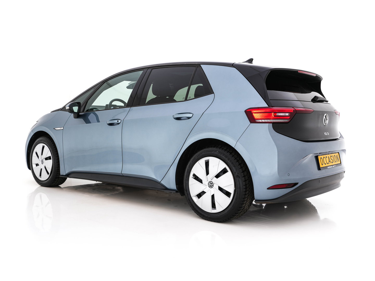 Volkswagen ID.3 Pro 58 kWh [ 3-Fase ] (INCL.BTW) *PANO | HEAD-UP | ADAPTIVE-CRUISE | BLINDSPOT | FULL-LED | HEATED-COMFORTSEATS | CAMERA | DIGI-COCKPIT | AMBIENT-LIGHT | DAB | PRIVACY-GLASS | CARPLAY | NAVI-FULLMAP | ECC | PDC*