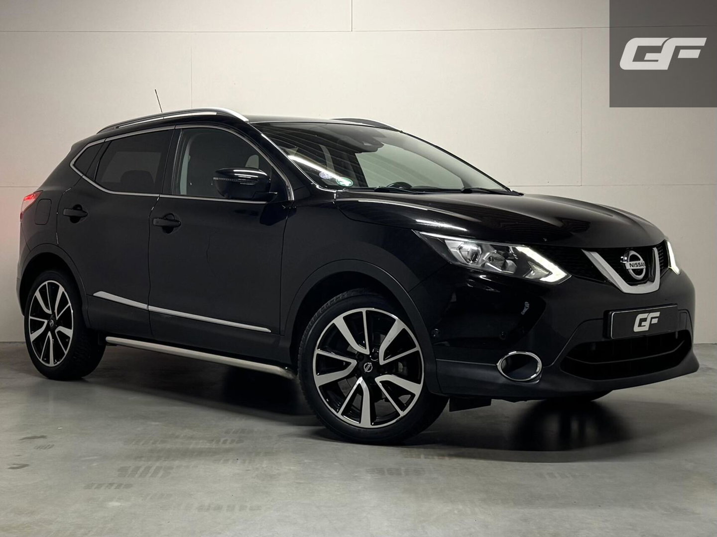 Nissan QASHQAI 1.6 Tekna Pano Camera Leer Trekh. Stoelv. NAP