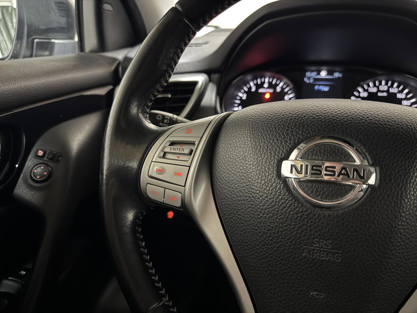 Nissan QASHQAI 1.6 Tekna Pano Camera Leer Trekh. Stoelv. NAP