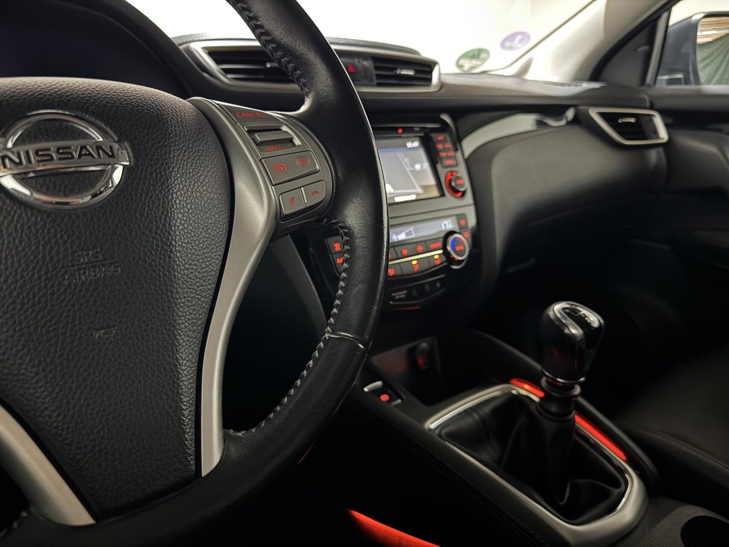 Nissan QASHQAI 1.6 Tekna Pano Camera Leer Trekh. Stoelv. NAP