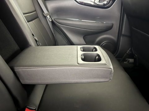 Nissan QASHQAI 1.6 Pano Camera Leer Trekh. Stoelv. NAP