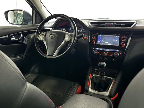 Nissan QASHQAI 1.6 Pano Camera Leer Trekh. Stoelv. NAP