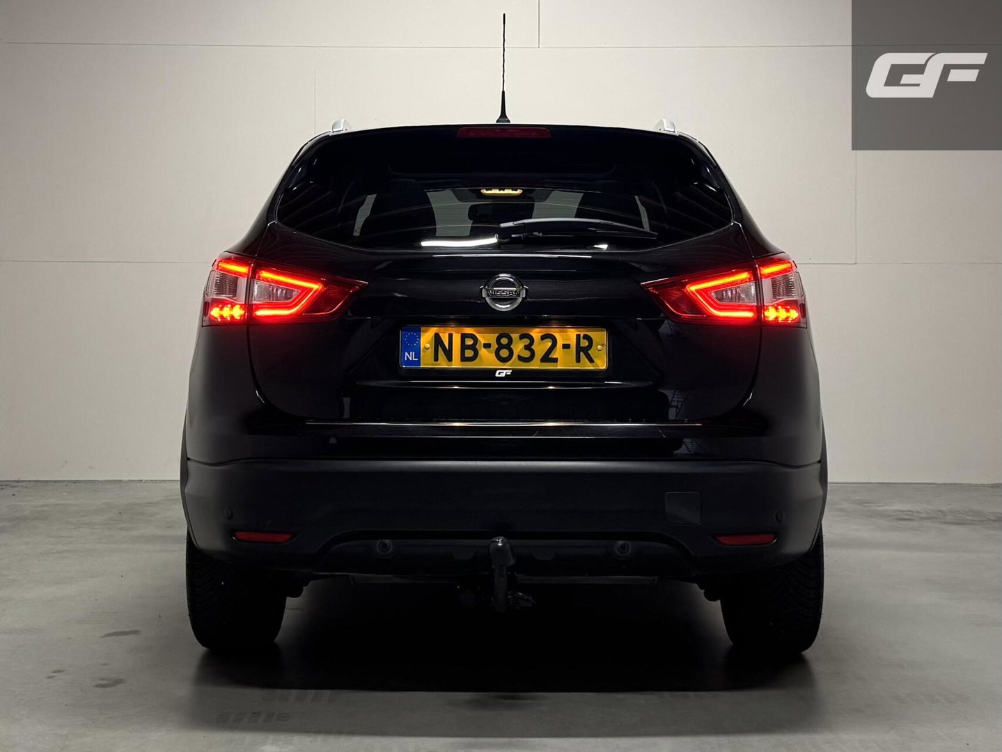 Nissan QASHQAI 1.6 Pano Camera Leer Trekh. Stoelv. NAP