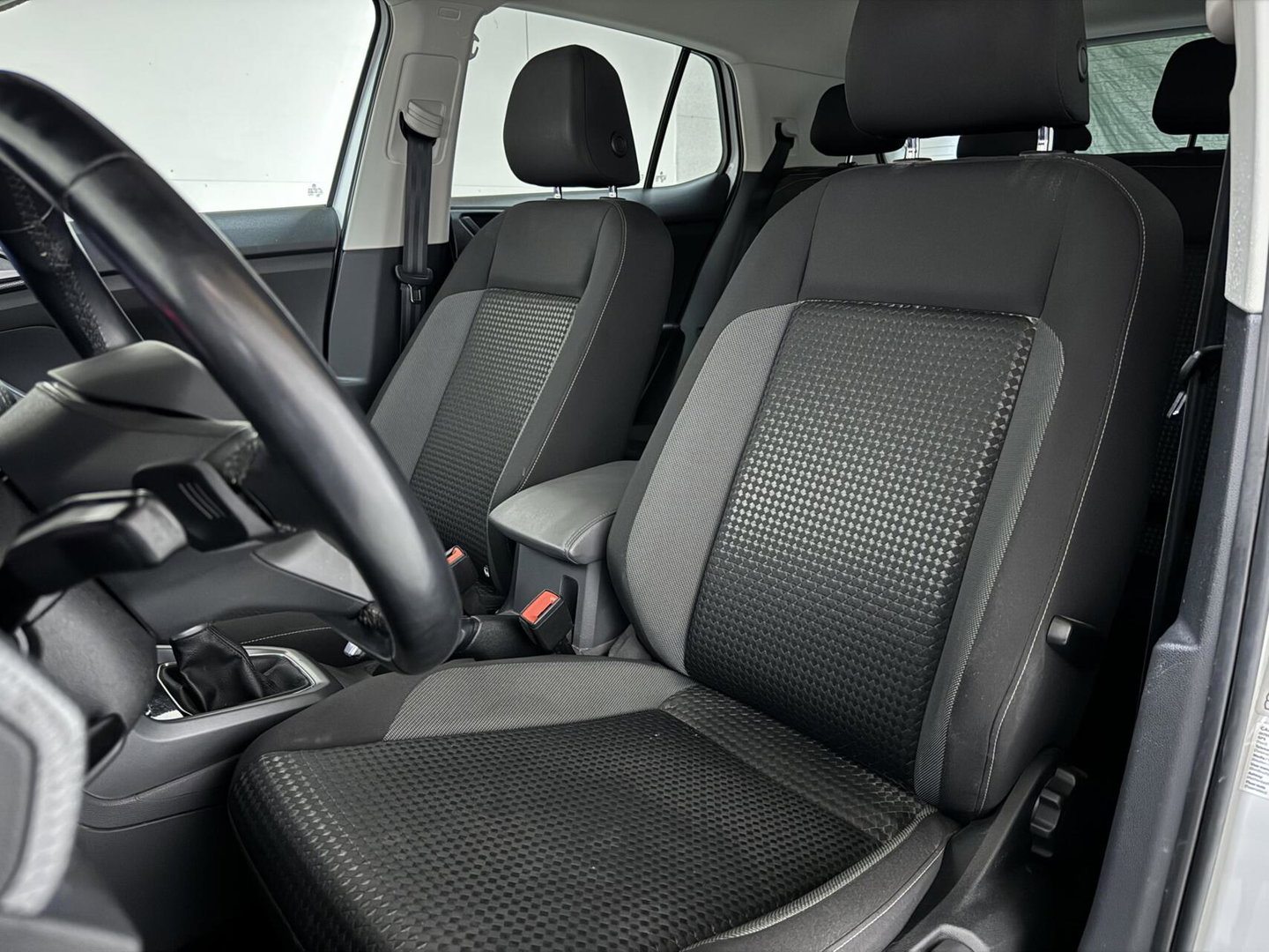 Volkswagen T-Cross 1.0 TSI R-Line DSG Carplay Trekh. Stoelv. NAP