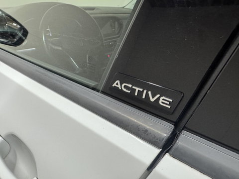 Volkswagen T-Cross 1.0 TSI R-Line DSG Carplay Trekh. Stoelv. NAP