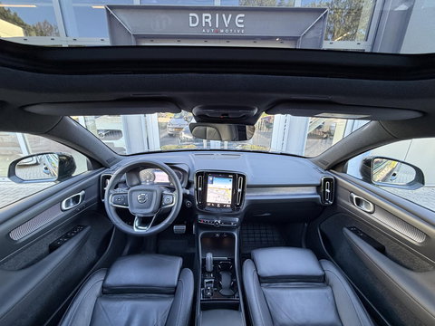 Volvo XC40 1.5 T4 Recharge R-Design |Pano|Leer|Winterpakket|Cam|20"