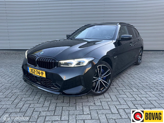 BMW 3 Serie - Touring 330e xDrive M Sport Pano | Leer | H&K | HUD