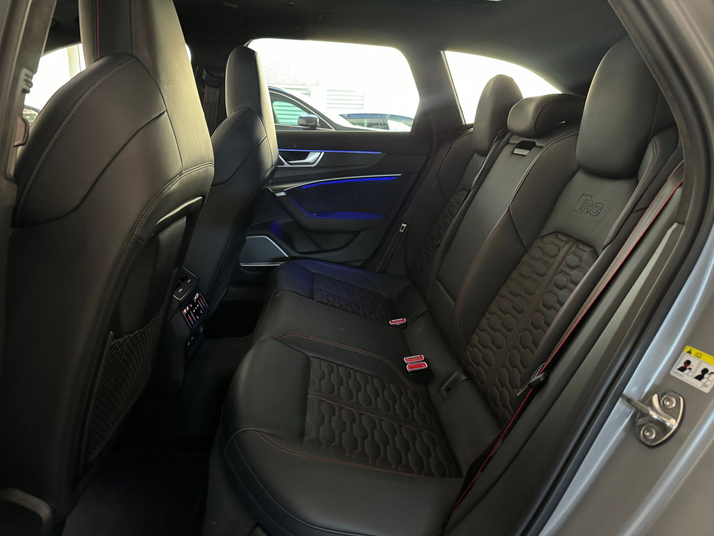 Audi RS6 Avant TFSI quattro Pano|Ceramic|HuD|B&O 3D|PPF|Carbon