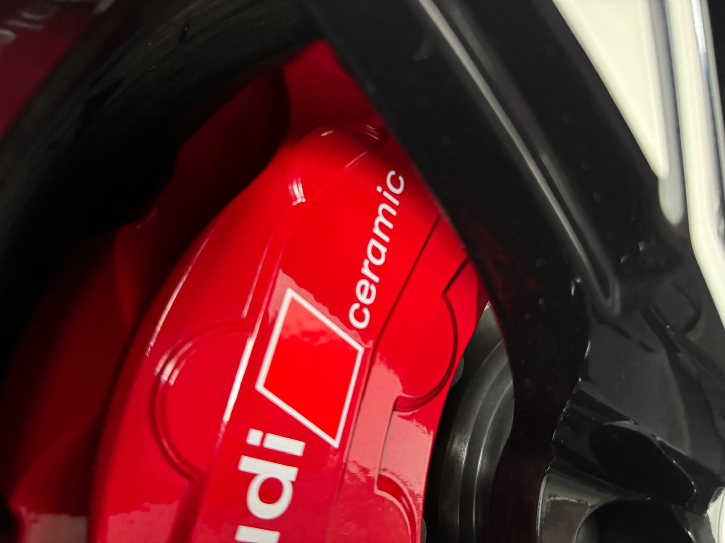 Audi RS6 Avant TFSI quattro Pano|Ceramic|HuD|B&O 3D|PPF|Carbon