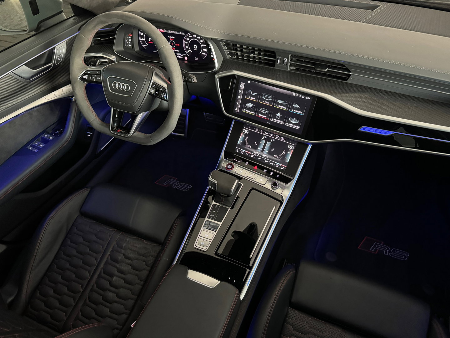 Audi RS6 Avant TFSI quattro Pano|Ceramic|HuD|B&O 3D|PPF|Carbon