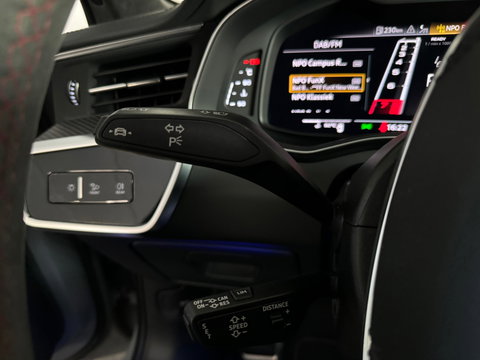 Audi RS6 Avant TFSI quattro Pano|Ceramic|HuD|B&O 3D|PPF|Carbon