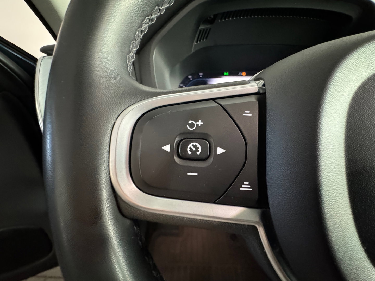 Volvo XC60 2.0 T6 Plug-in hybrid AWD Inscription Pano|Keyless