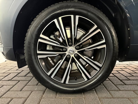 Volvo XC60 2.0 T6 Plug-in hybrid AWD Inscription Pano|Keyless