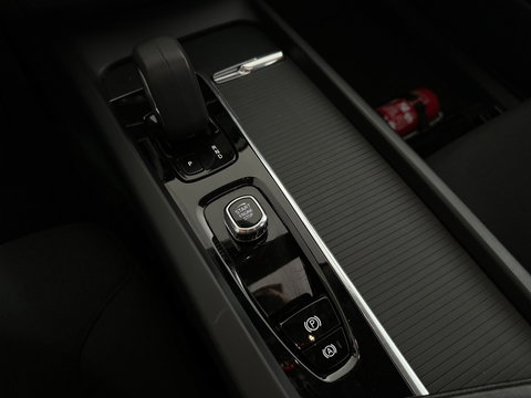 Volvo XC60 2.0 T6 Plug-in hybrid AWD Inscription Pano|Keyless