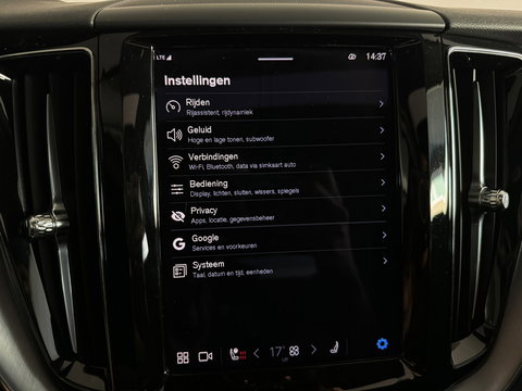 Volvo XC60 2.0 T6 Plug-in hybrid AWD Inscription Pano|Keyless