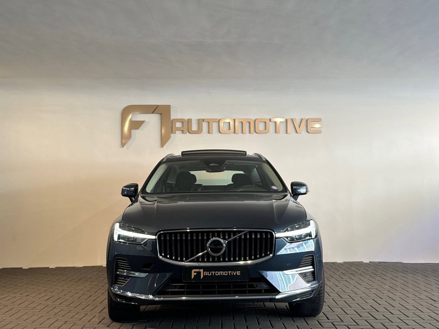 Volvo XC60 2.0 T6 Plug-in hybrid AWD Inscription Pano|Keyless