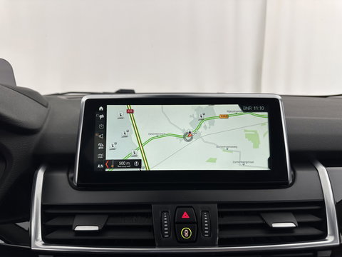 BMW 2 Serie Active Tourer 225xe iPerformance Saphir Edition {SOH-84%} Aut. *LEATHER | HEAD-UP | FULL-LED | HEATED-SPORTSEATS | CAMERA | NAVI-FULLMAP | PRIVACY-GLASS | ECC | PDC | 17''ALU*