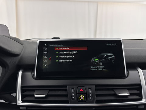 BMW 2 Serie Active Tourer 225xe iPerformance Saphir Edition {SOH-84%} Aut. *LEATHER | HEAD-UP | FULL-LED | HEATED-SPORTSEATS | CAMERA | NAVI-FULLMAP | PRIVACY-GLASS | ECC | PDC | 17''ALU*