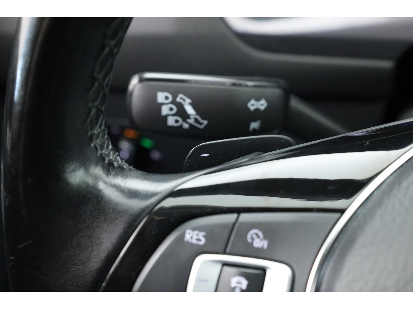 Volkswagen Tiguan Allspace 1.5 TSI R-Line ext. 7p. DSG | Pano | 360cam | Digi. Dashboard | Elek. Trekhaak | Leder | All Season | Keyless | X