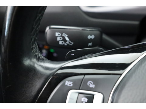 Volkswagen Tiguan Allspace 1.5 TSI R-Line ext. 7p. DSG | Pano | 360cam | Digi. Dashboard | Elek. Trekhaak | Leder | All Season | Keyless | X