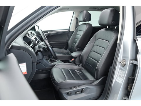 Volkswagen Tiguan Allspace 1.5 TSI R-Line ext. 7p. DSG | Pano | 360cam | Digi. Dashboard | Elek. Trekhaak | Leder | All Season | Keyless | X