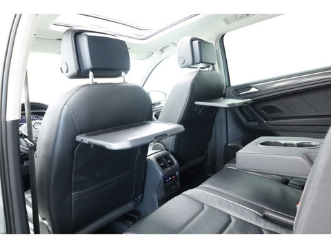 Volkswagen Tiguan Allspace 1.5 TSI R-Line ext. 7p. DSG | Pano | 360cam | Digi. Dashboard | Elek. Trekhaak | Leder | All Season | Keyless | X