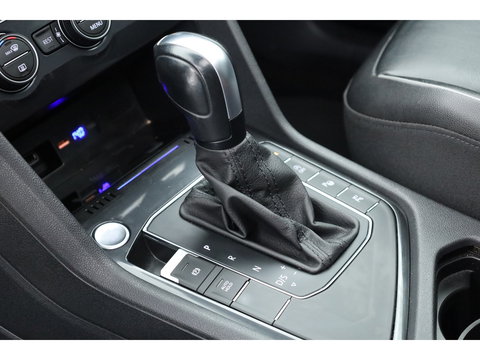 Volkswagen Tiguan Allspace 1.5 TSI R-Line ext. 7p. DSG | Pano | 360cam | Digi. Dashboard | Elek. Trekhaak | Leder | All Season | Keyless | X