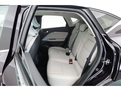 Renault Captur 1.6 E-Tech Plug-in Hybrid 160 Initiale Paris | SOH 89.1% | Cruise Contr. | Bose Audio | Trekhaak | Camera | Stoelverw. | Leder | Keyless R