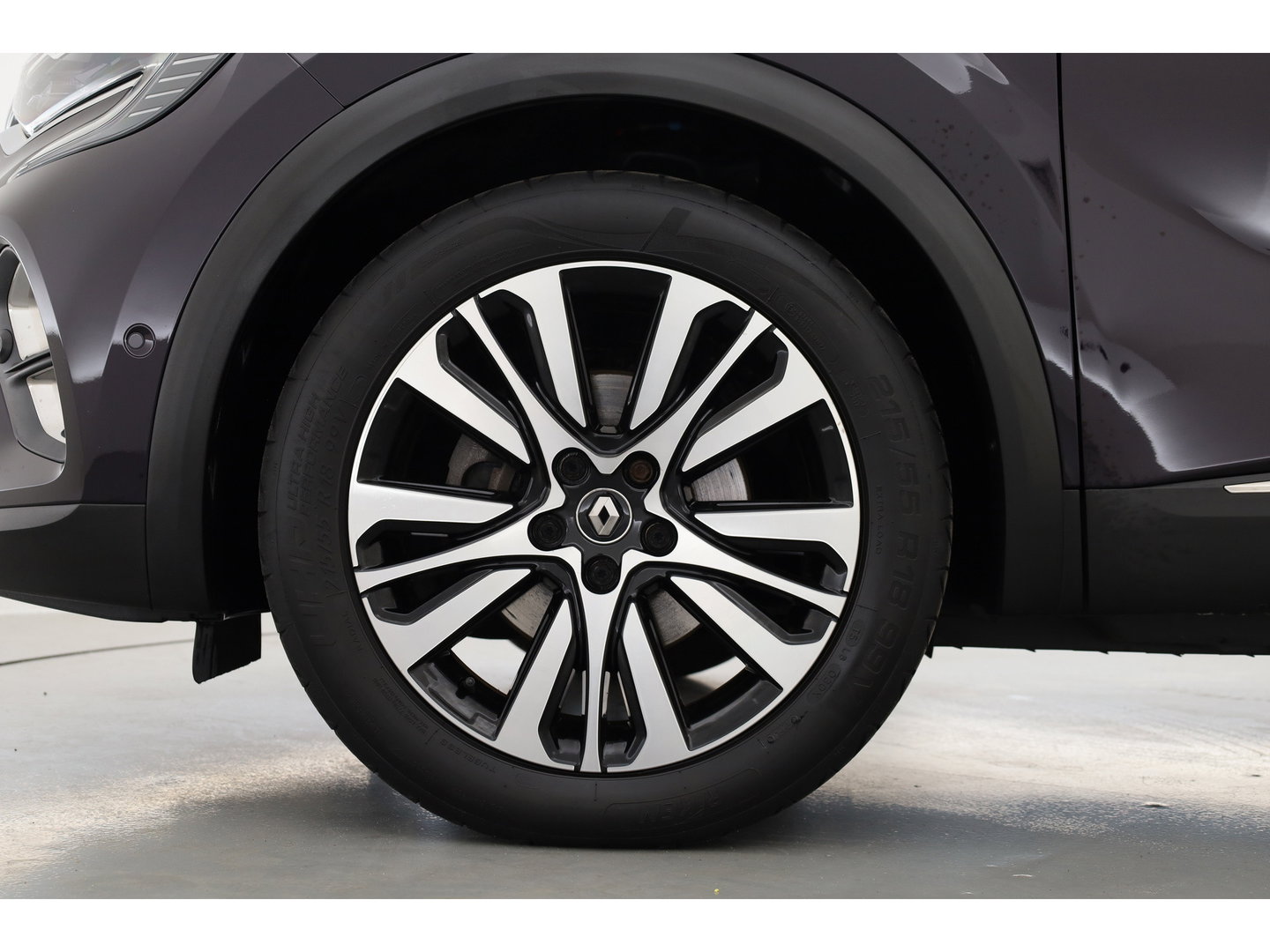 Renault Captur 1.6 E-Tech Plug-in Hybrid 160 Initiale Paris | SOH 89.1% | Cruise Contr. | Bose Audio | Trekhaak | Camera | Stoelverw. | Leder | Keyless R