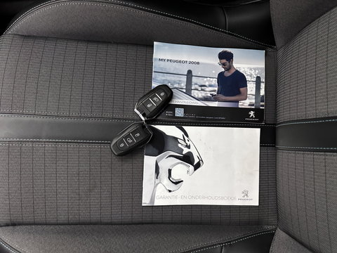 Peugeot 2008 1.5 BlueHDi Blue Lease Allure (INCL.  BTW) Aut. *FULL-LED | LEATHER-FABRIC | NAVI-FULLMAP | DIGI-COCKPIT | SPORTSEATS | CAMERA | KEYLESS | PRIVACY-GLASS |  CARPLAY | ECC | PDC | CRUISE | CARPLAY | TOWBAR | 18"ALU*