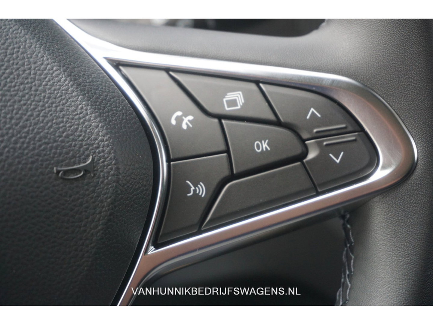 Renault Trafic 170PK L2H1 LUXE DC EDC AUT BPM VRIJ!! Climate, Navi, Camera, ACC, 17" LM, LED!! NR. 901