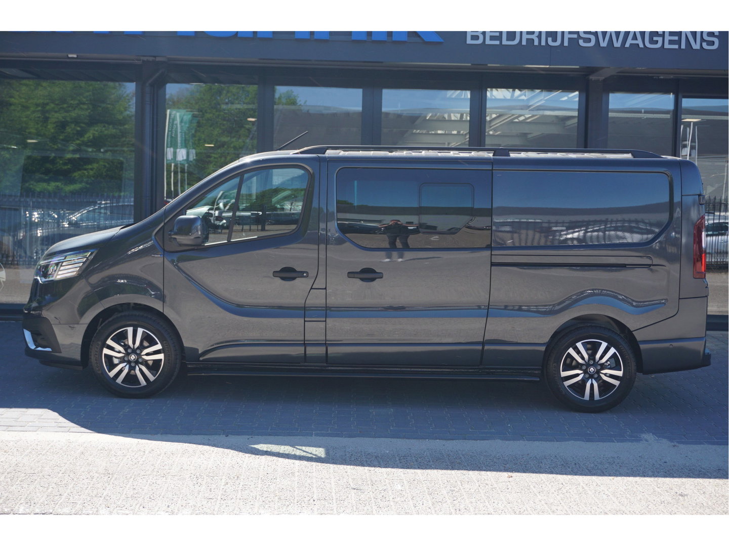 Renault Trafic 170PK L2H1 LUXE DC EDC AUT BPM VRIJ!! Climate, Navi, Camera, ACC, 17" LM, LED!! NR. 901